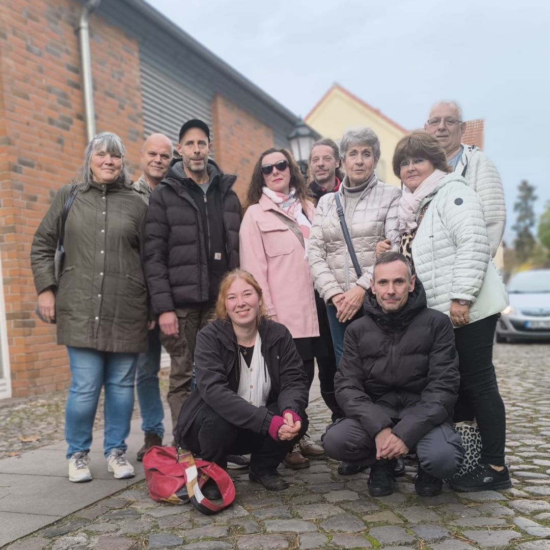 Mitglieder der Selbsthilfegruppe Cluster Hilfe Brandenburg beim letzten Gruppentreffen am 1. November 2025 in Bernau bei Berlin.
